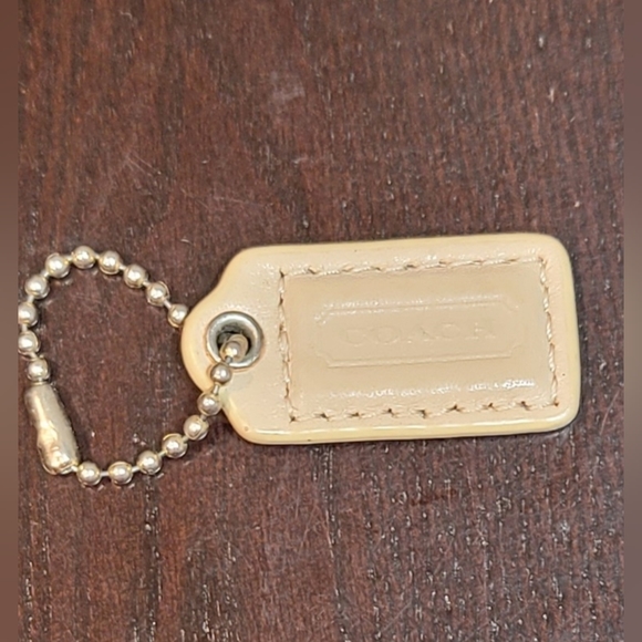 COACH Hang Tag - Picture 2 of 4